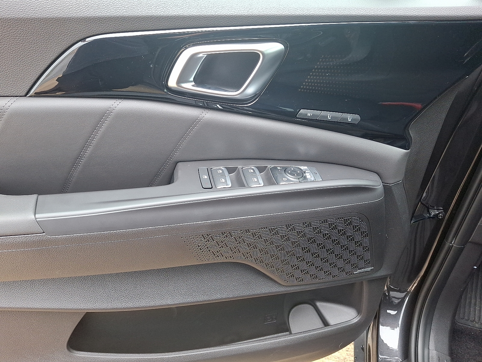 2026 Kia Carnival SX Prestige - Photo 8