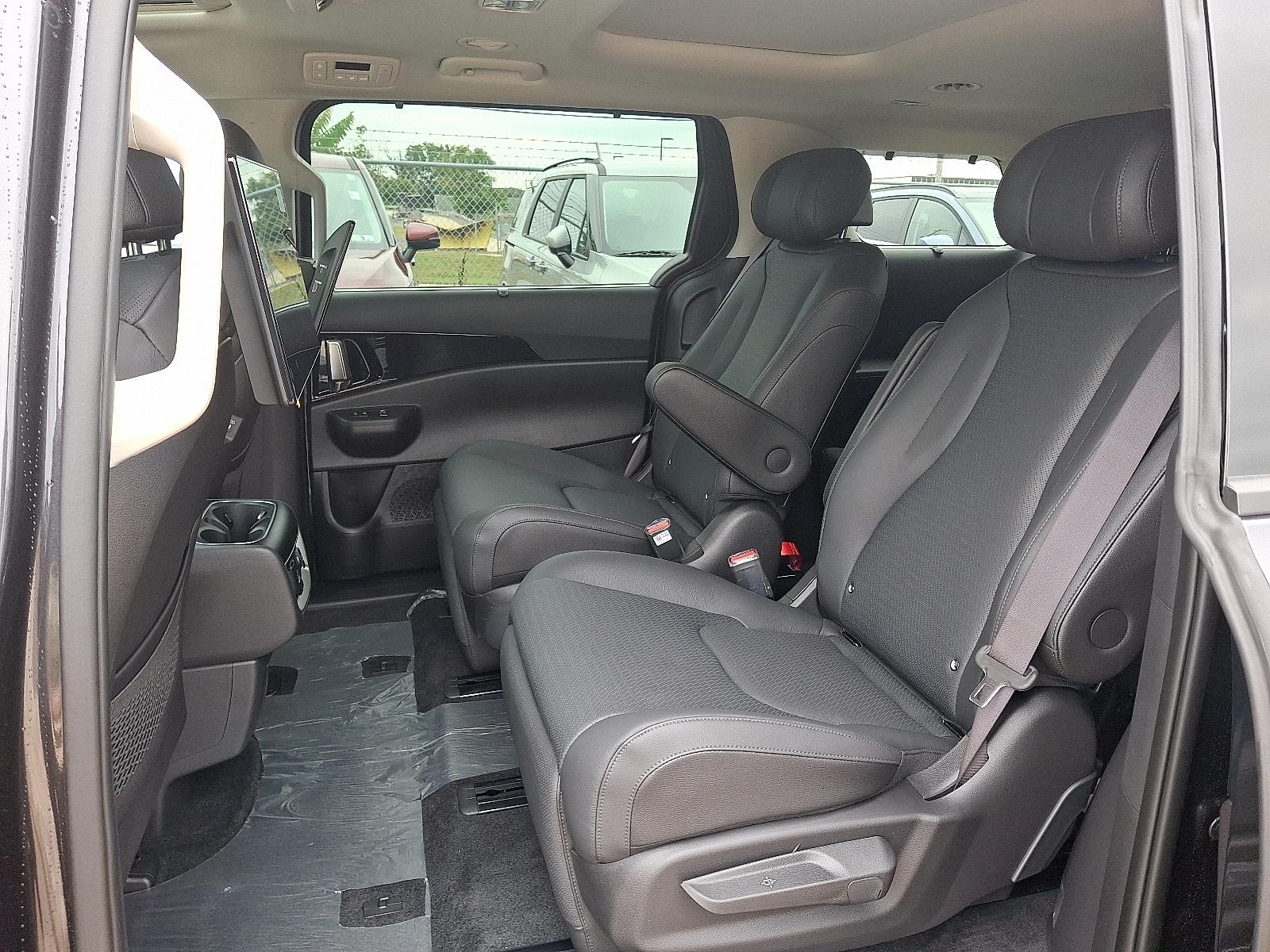 2026 Kia Carnival SX Prestige - Photo 6