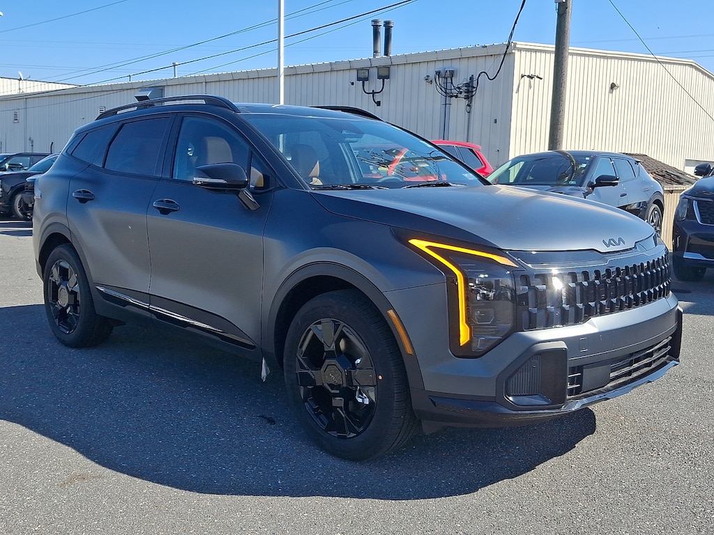 New 2026 Kia Sportage Hybrid X-Line SUV