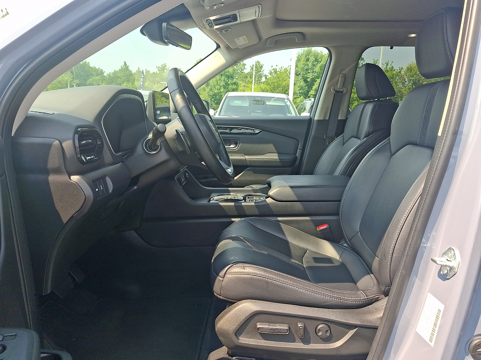 2023 Honda Pilot Touring - Photo 13