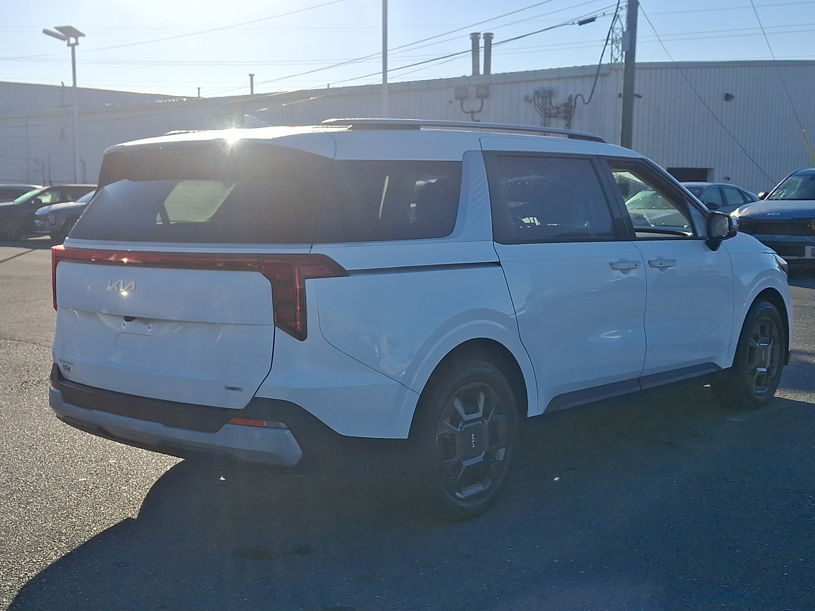 Certified 2025 Kia Carnival MPV HÃBrido EX Passenger Van