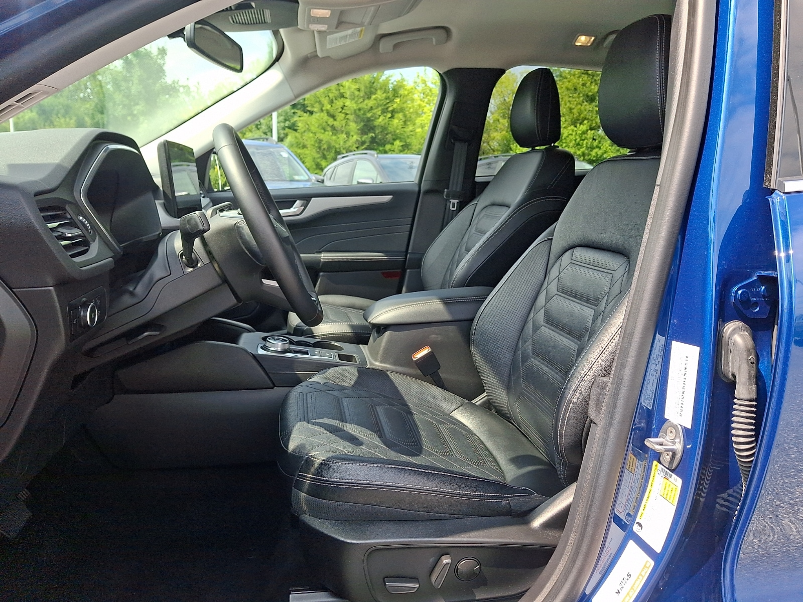 2023 Ford Escape Platinum - Photo 13