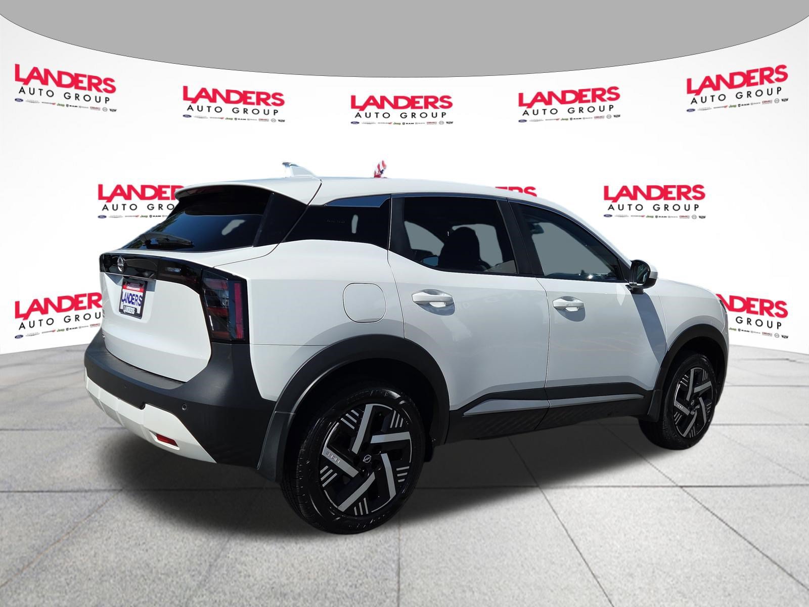 Used 2025 Nissan Kicks SV SV FWD