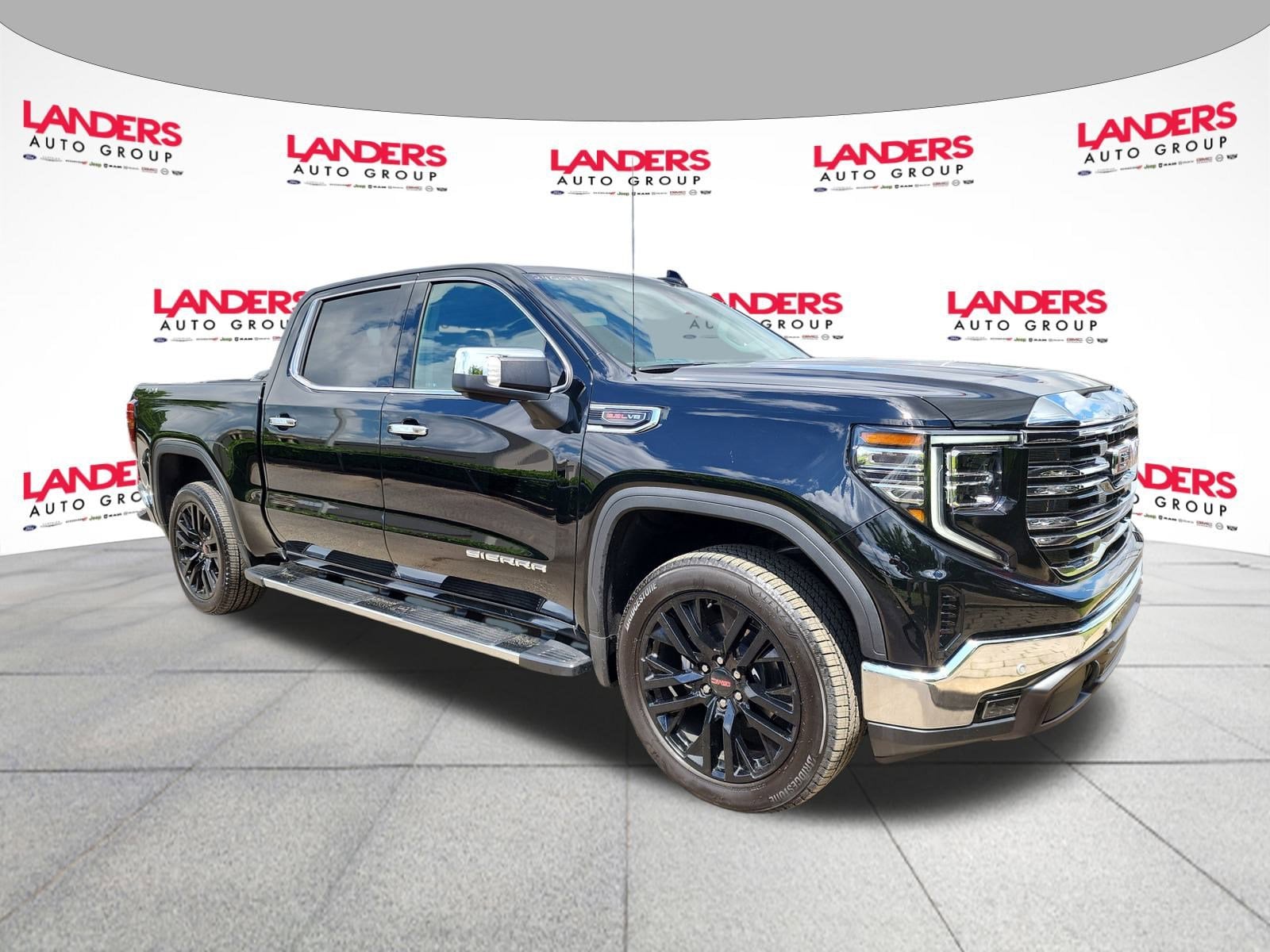 2024 GMC Sierra 1500 SLT