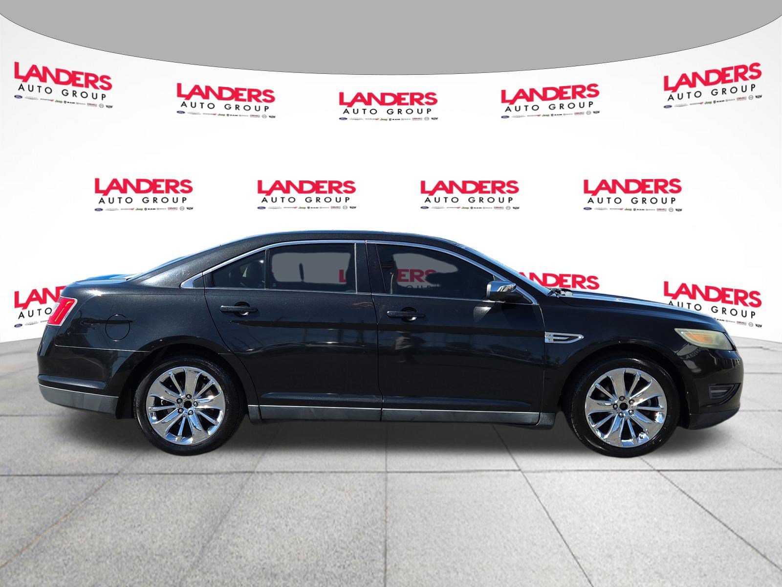 Used 2011 Ford Taurus Limited with VIN 1FAHP2FW9BG115931 for sale in Southaven, MS