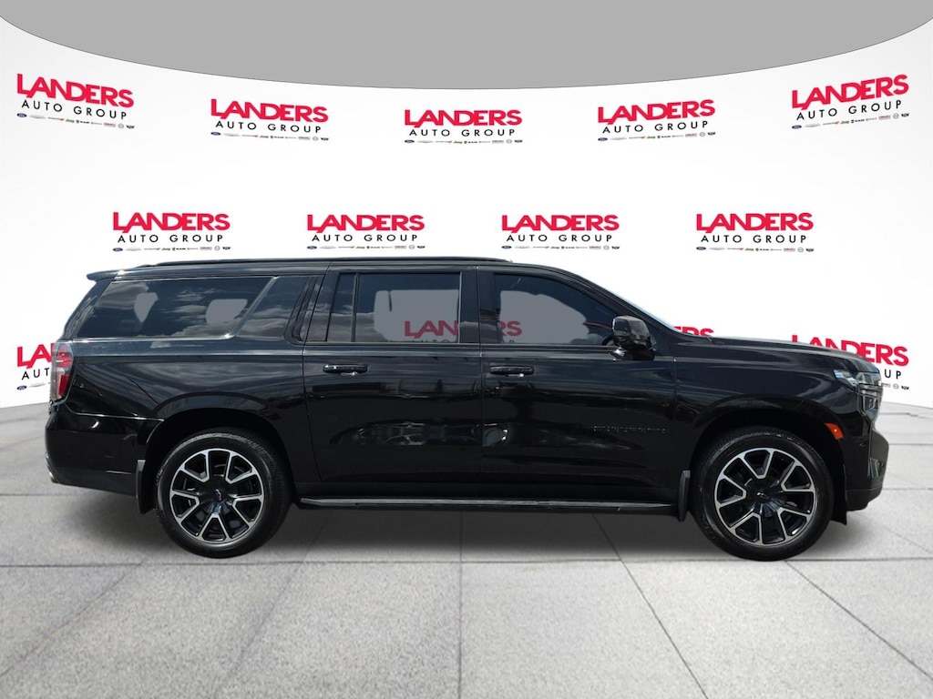 Used 2022 Chevrolet Suburban RST 4WD RST