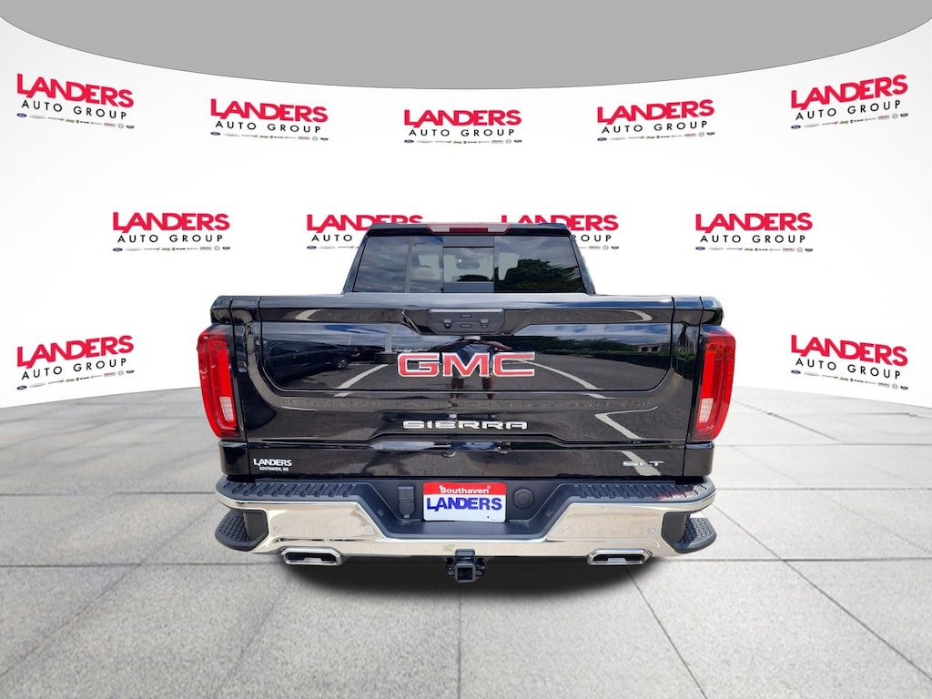 Used 2024 GMC Sierra 1500 SLT 4WD Crew Cab 147 SLT