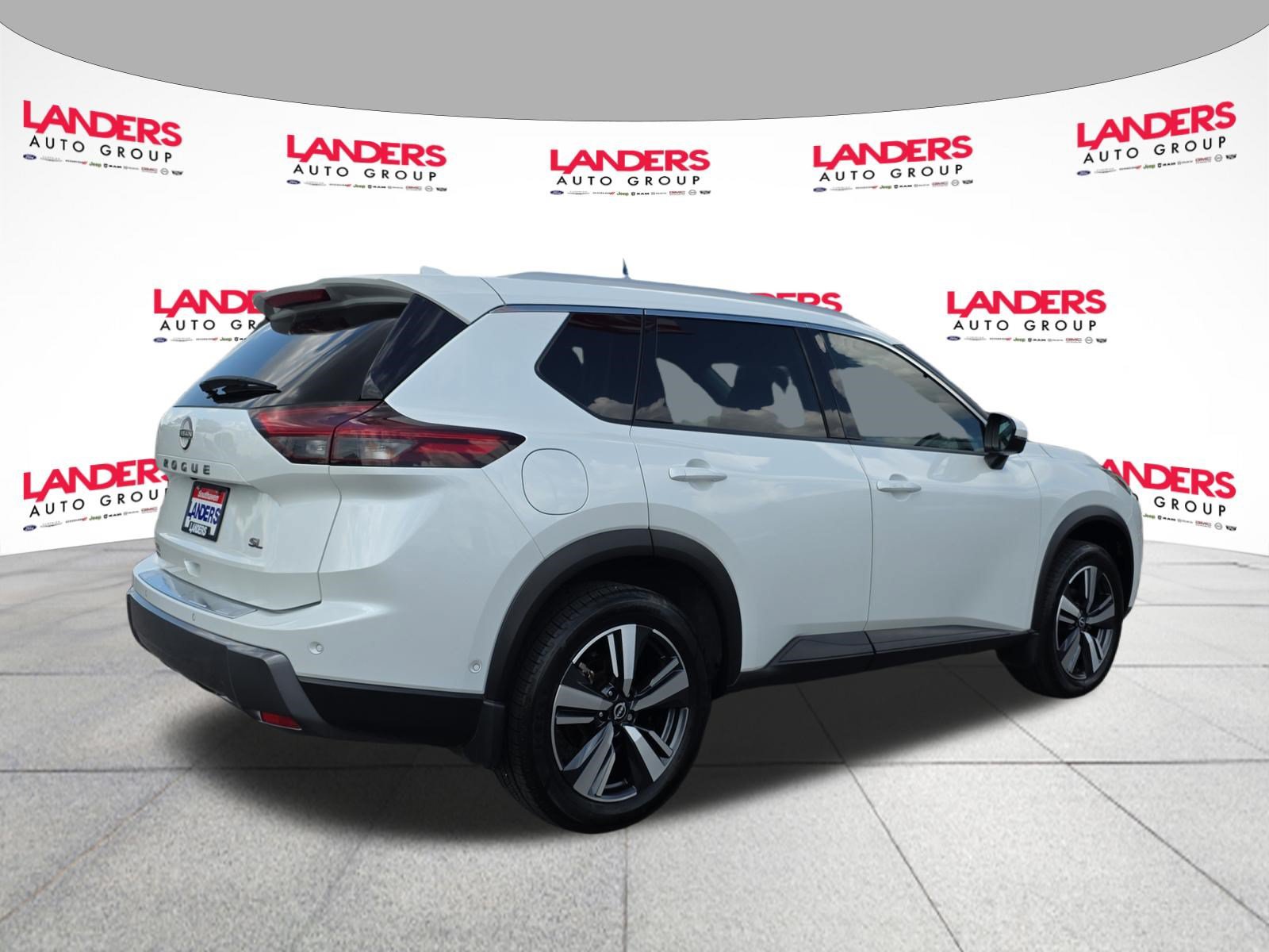 Used 2024 Nissan Rogue SL FWD SL