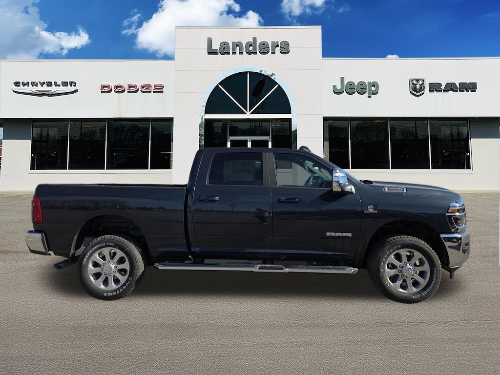 New 2026 Ram 2500 LARAMIE CREW CAB 4X4 6'4 BOX Pickup