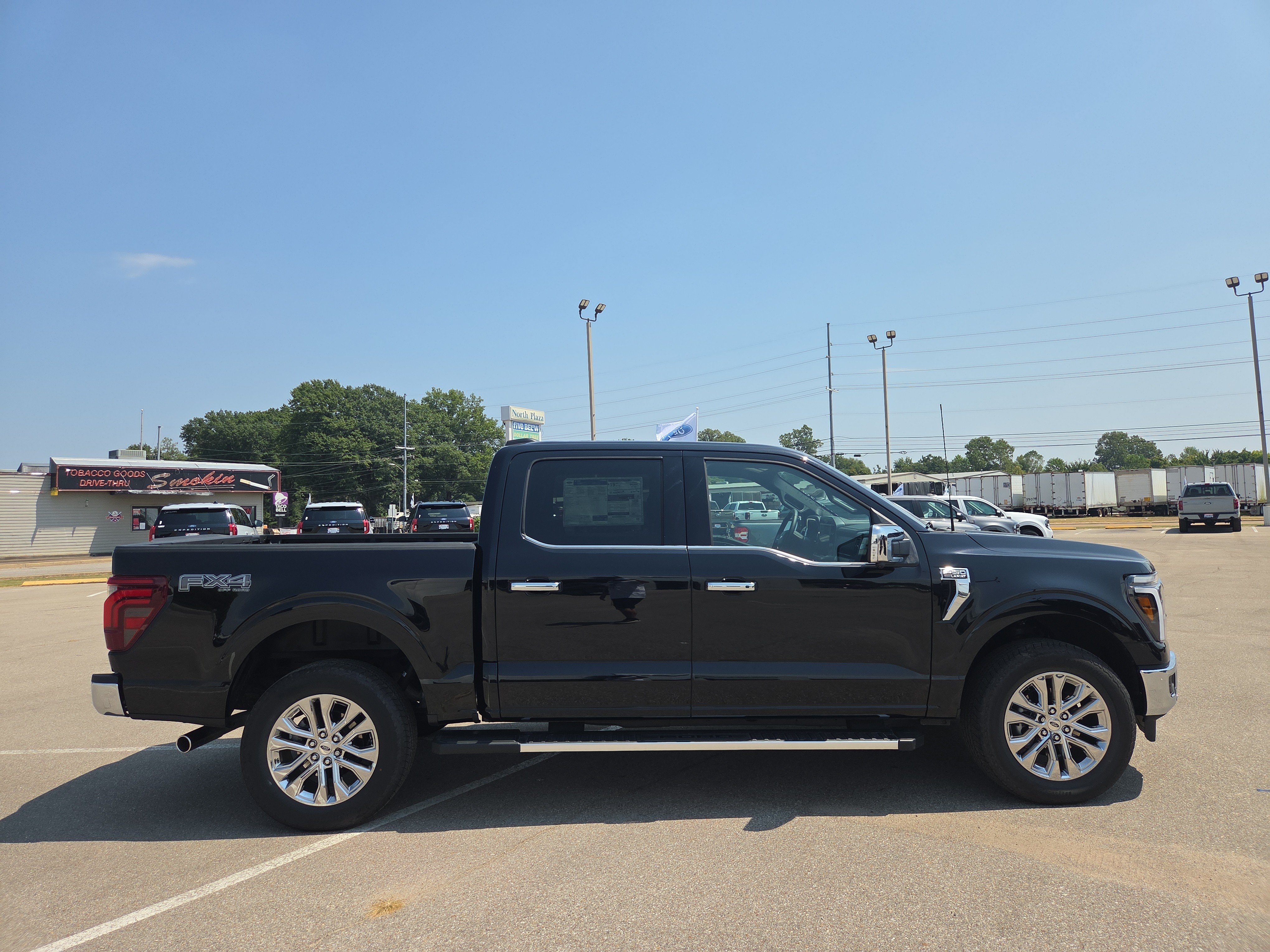 New 2026 Ford F-150 LARIAT Truck SuperCrew Cab