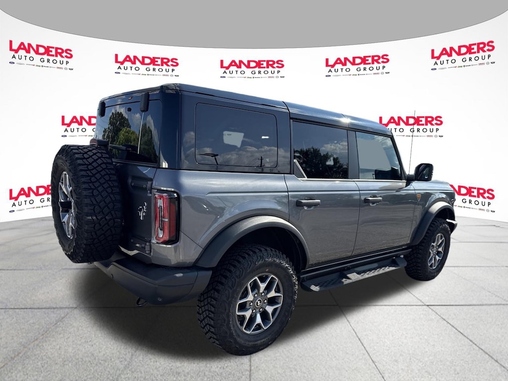 Used 2025 Ford Bronco Badlands SUV
