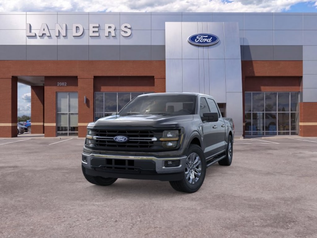 New 2026 Ford F-150 XLT Truck SuperCrew Cab