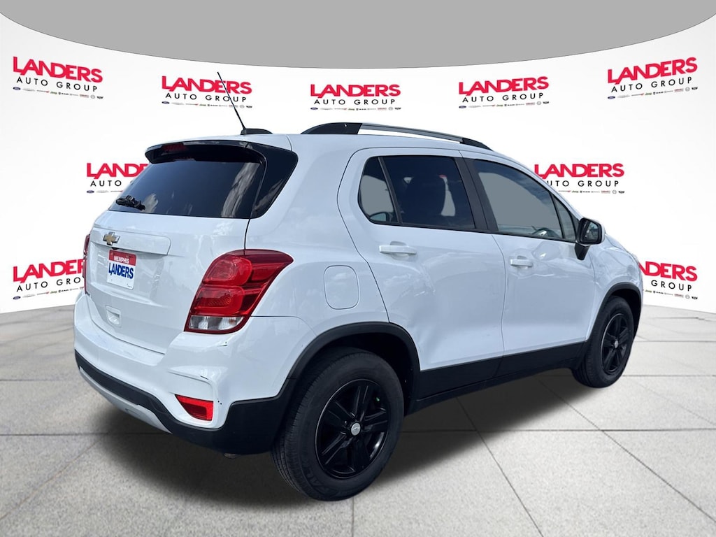 Used 2022 Chevrolet Trax LT FWD LT