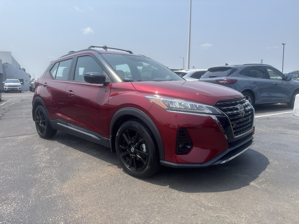 Used 2021 Nissan Kicks SR SR FWD