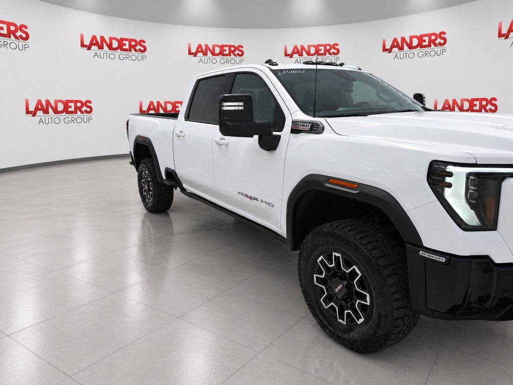 Used 2025 GMC Sierra 2500HD AT4X 4WD Crew Cab 159 AT4X