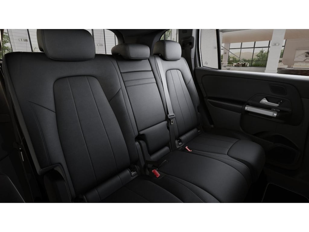 New 2026 Mercedes-Benz GLB 250 SUV