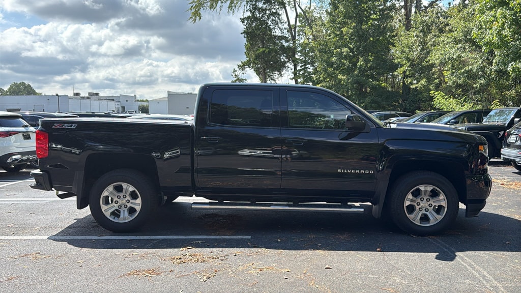 Used 2017 Chevrolet Silverado 1500 LT Truck