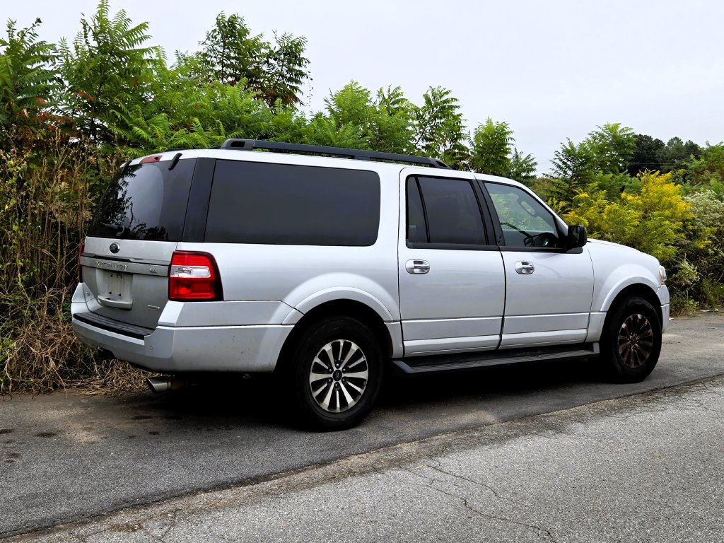 Used 2017 Ford Expedition EL XLT SUV