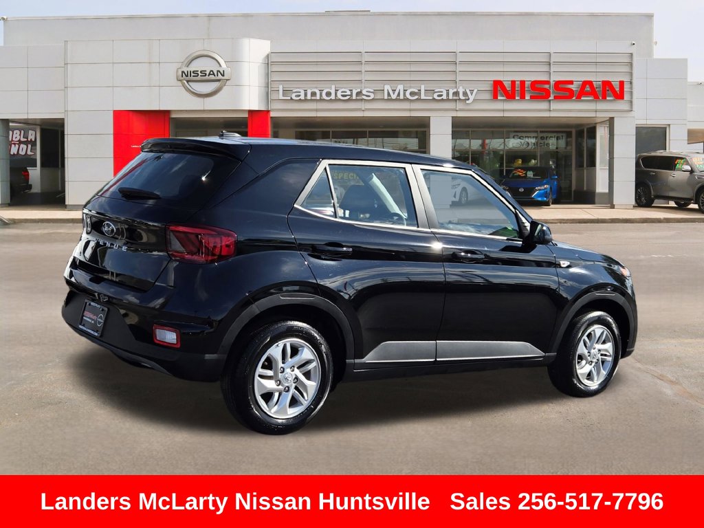 Used 2026 Hyundai Venue SE SUV