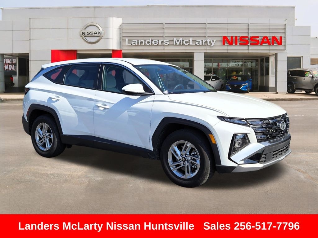 Used 2025 Hyundai Tucson SE SUV