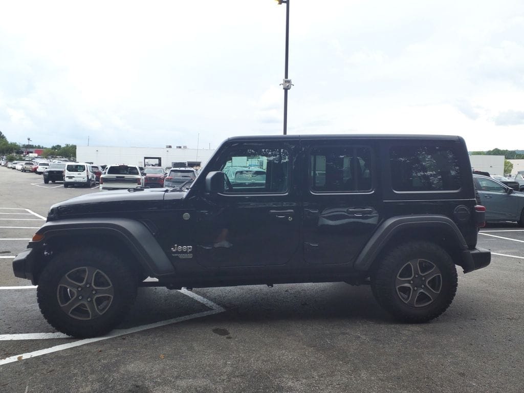 Used 2018 Jeep Wrangler Unlimited Sport S SUV