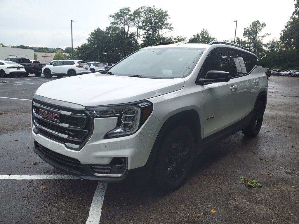 Used 2022 GMC Terrain AT4 SUV