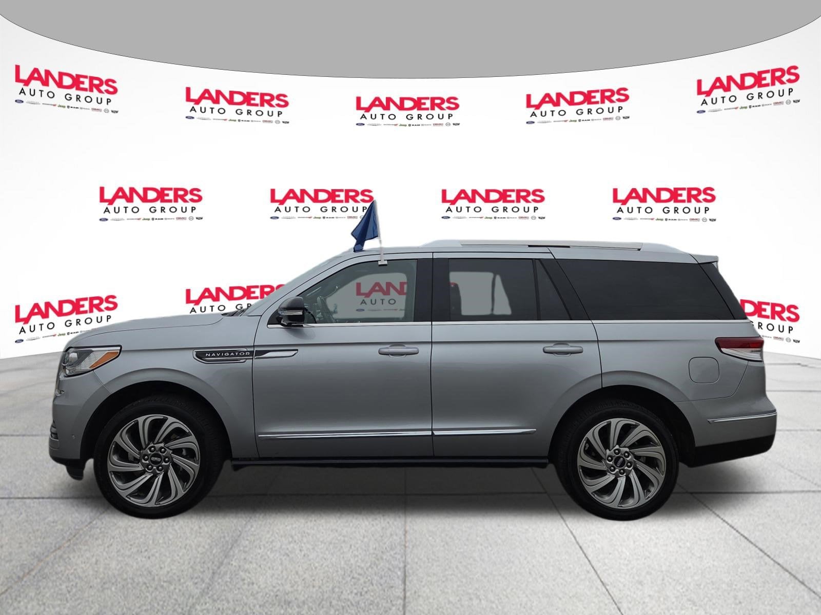 2023 Lincoln Navigator Reserve - Photo 6