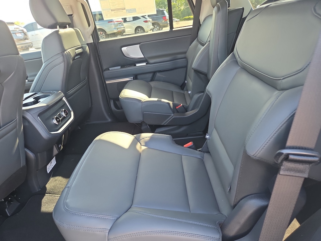 New 2026 Ford Expedition Active SUV