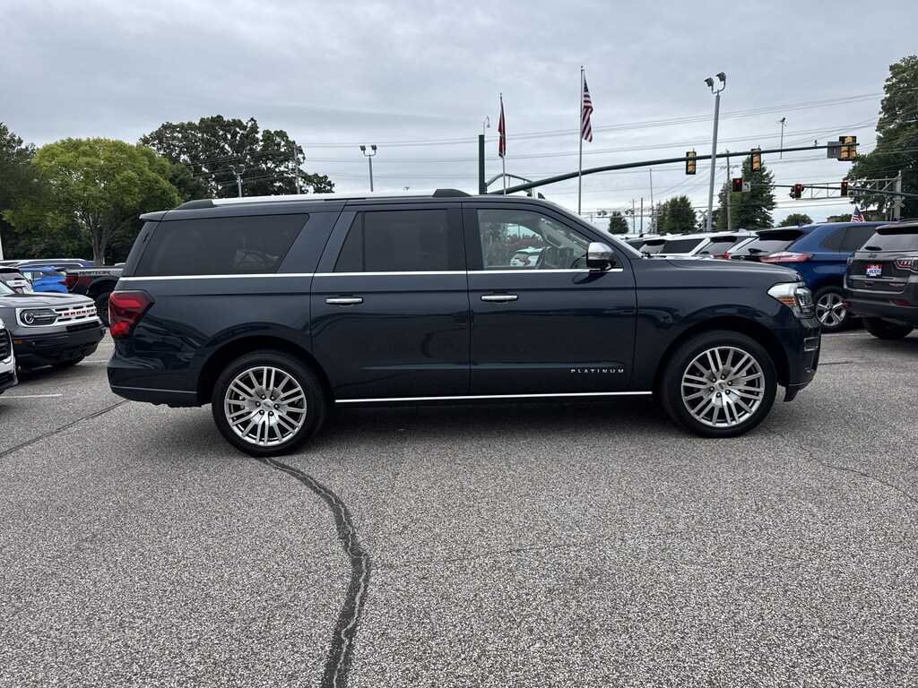 Used 2024 Ford Expedition Max Platinum SUV