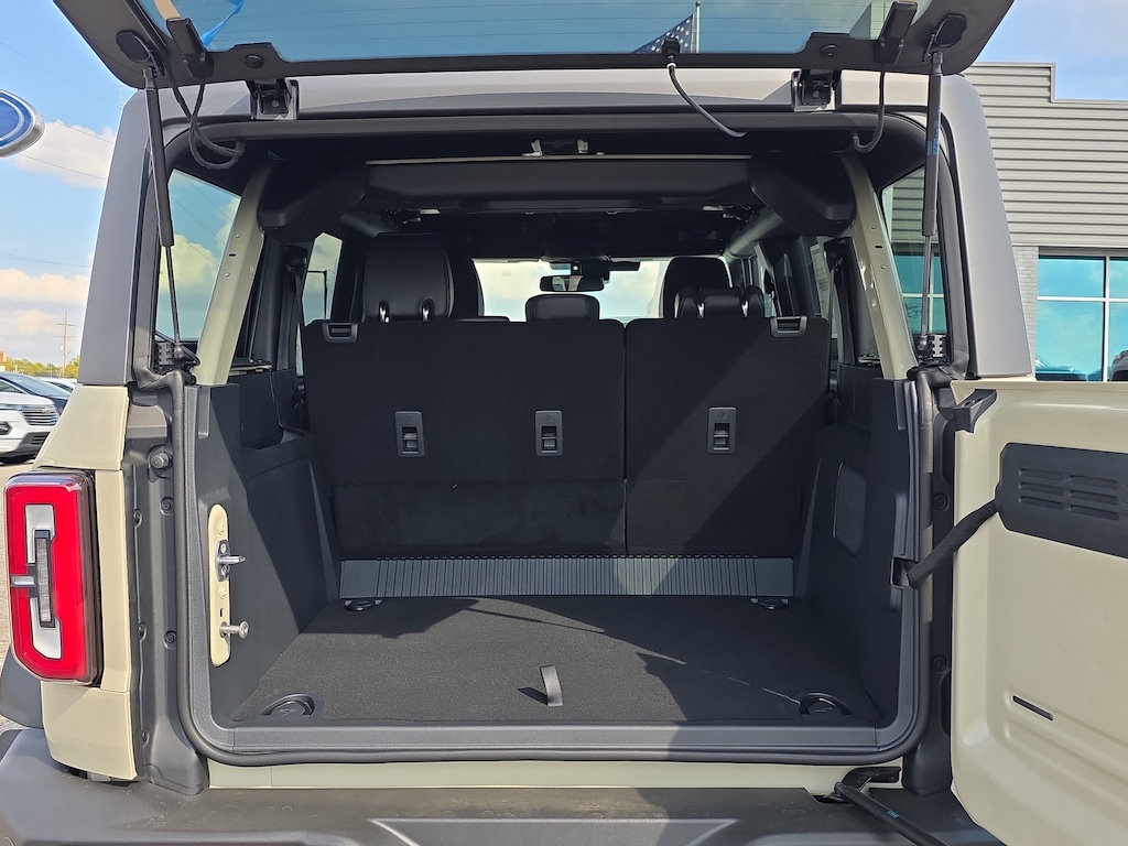 New 2026 Ford Bronco Outer Banks SUV