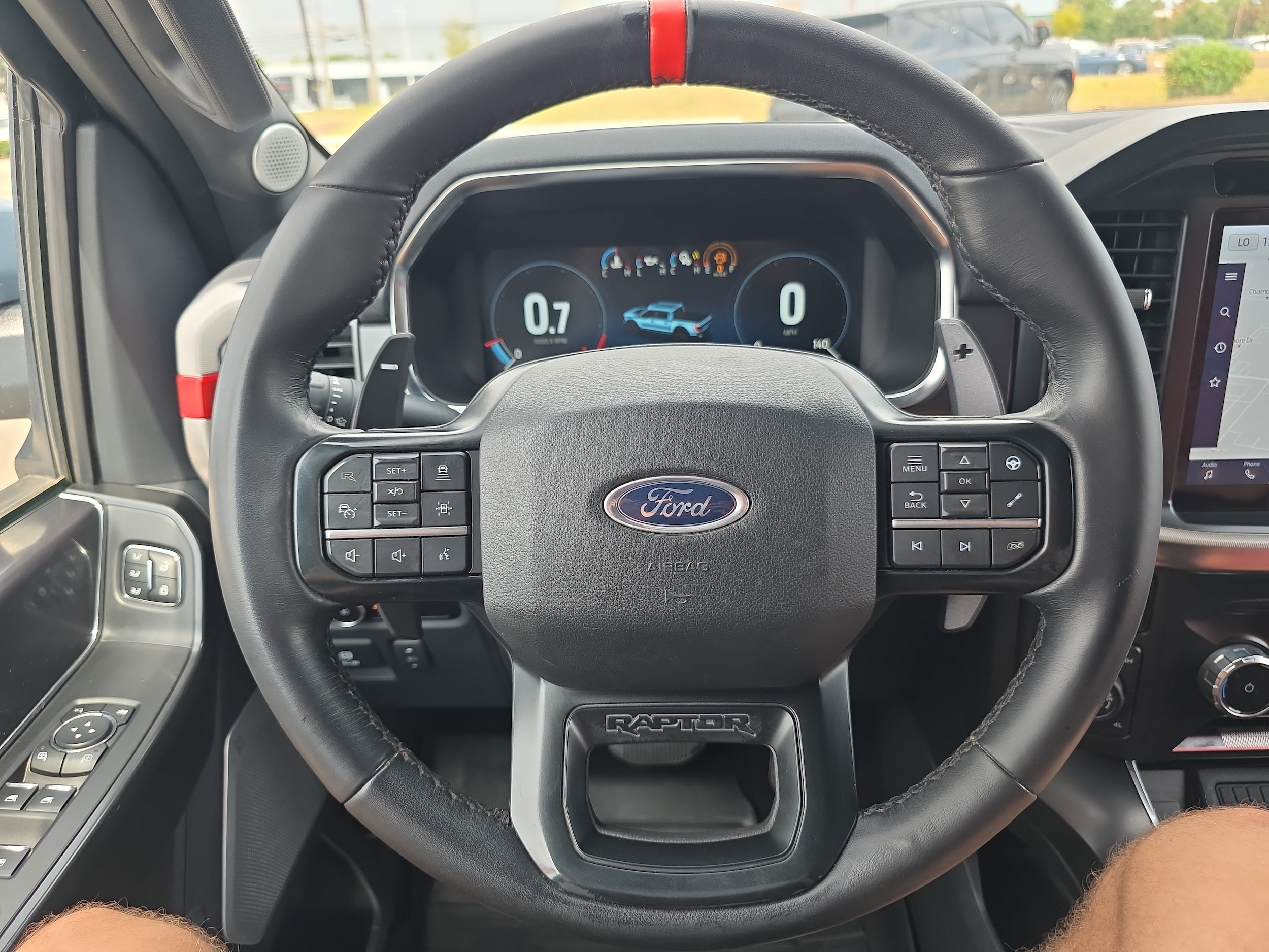 2023 Ford F-150 Raptor - Photo 18