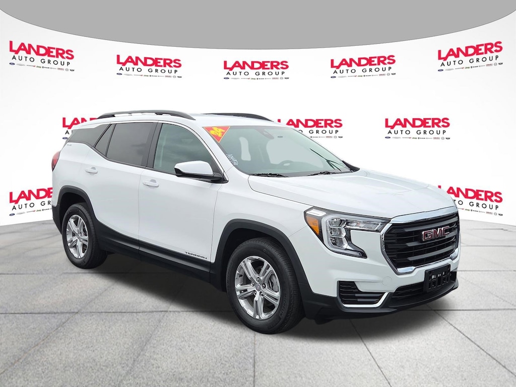 Used 2024 GMC Terrain SLE FWD SLE
