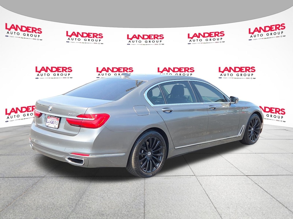 Used 2019 BMW 7 Series 740i Sedan