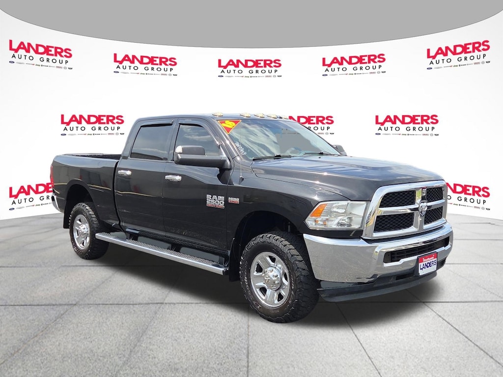 Used 2018 Ram 2500 Tradesman Tradesman 4x4 Crew Cab 64 Box