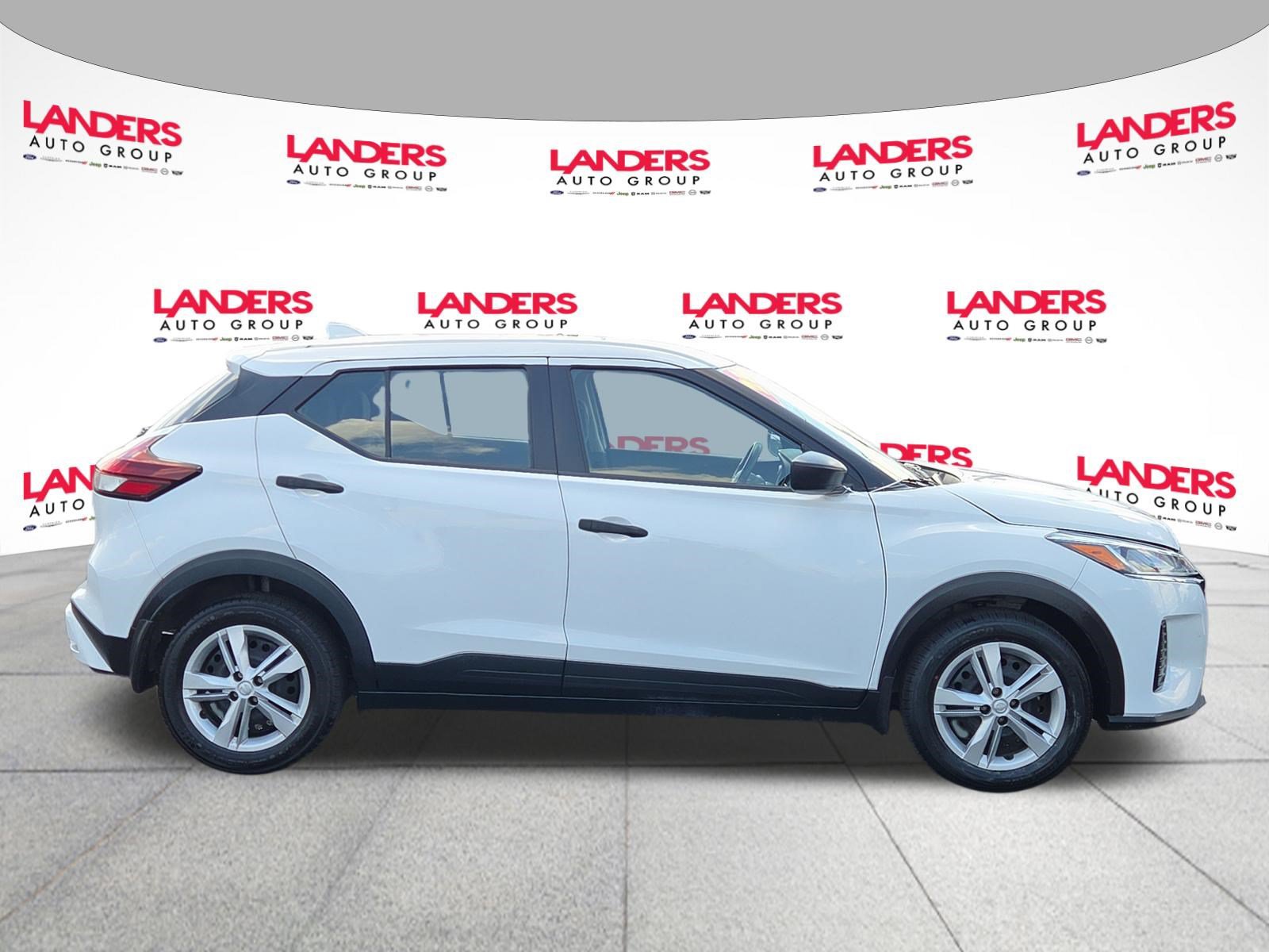 Used 2023 Nissan Kicks S S FWD