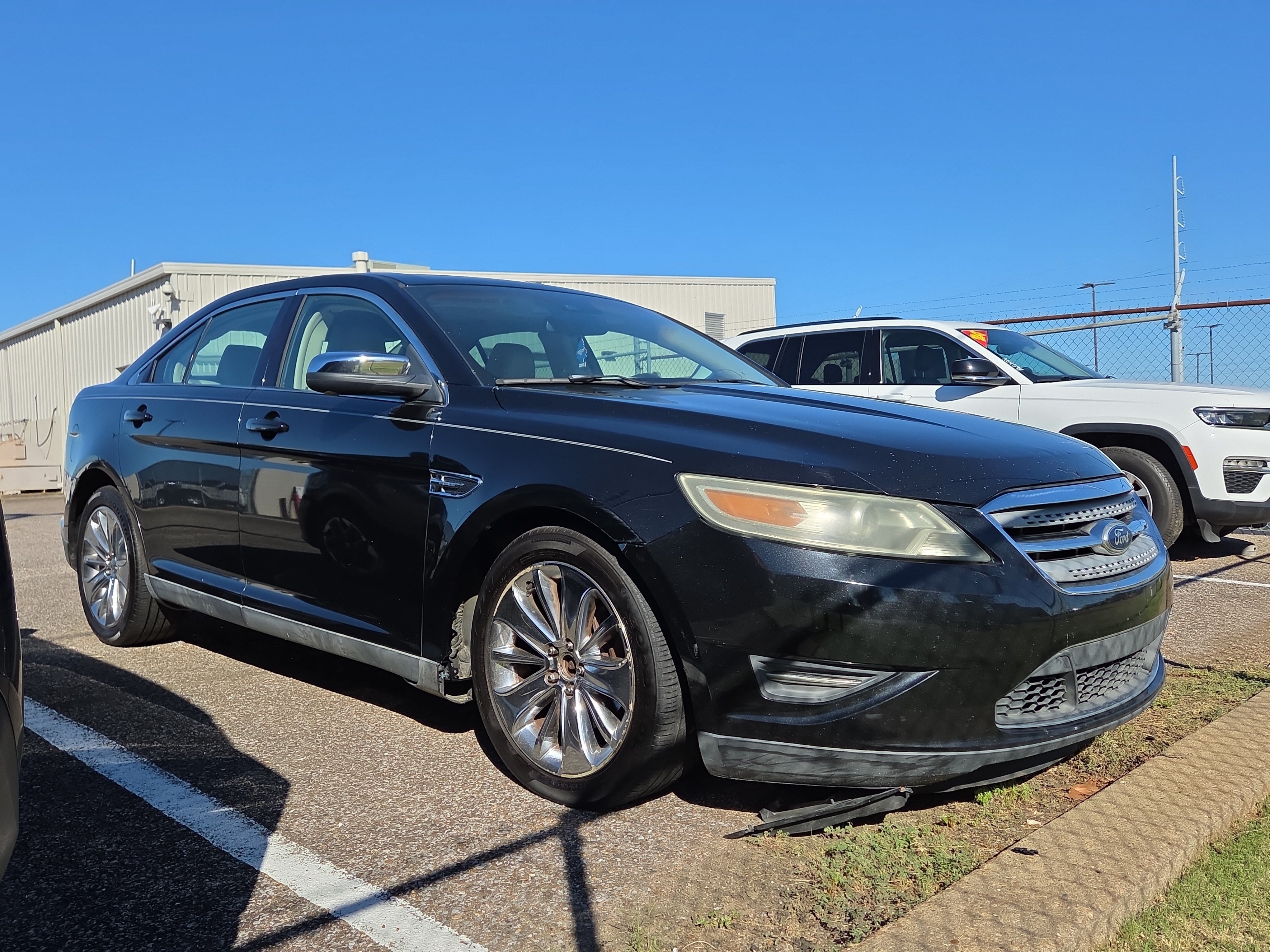 Used 2011 Ford Taurus Limited Sedan