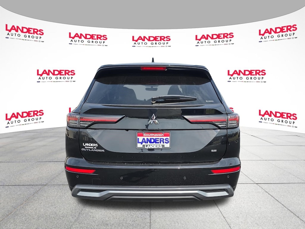 Used 2025 Mitsubishi Outlander SE SE S-AWC