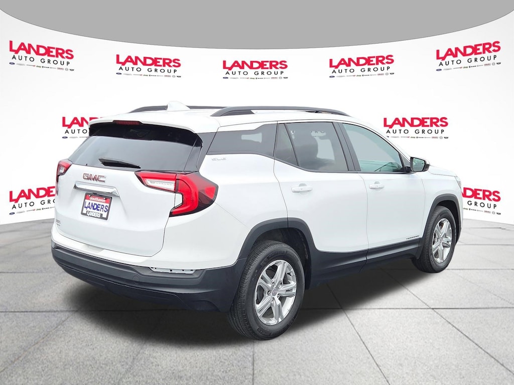 Used 2024 GMC Terrain SLE FWD SLE
