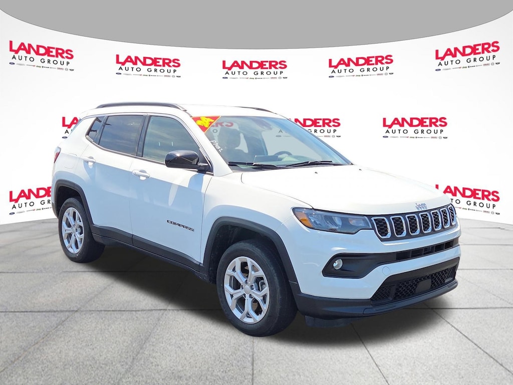 Used 2024 Jeep Compass Latitude Latitude 4x4