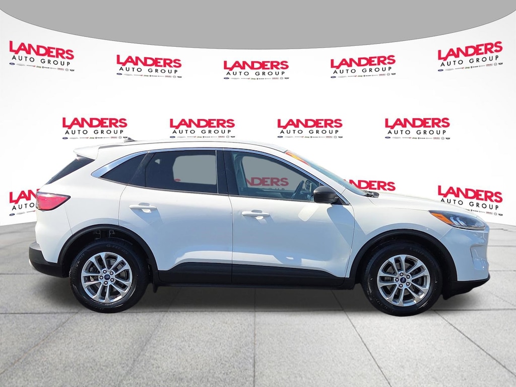 Used 2022 Ford Escape SE SE FWD