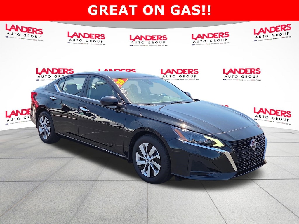 Used 2023 Nissan Altima 2.5 S Sedan