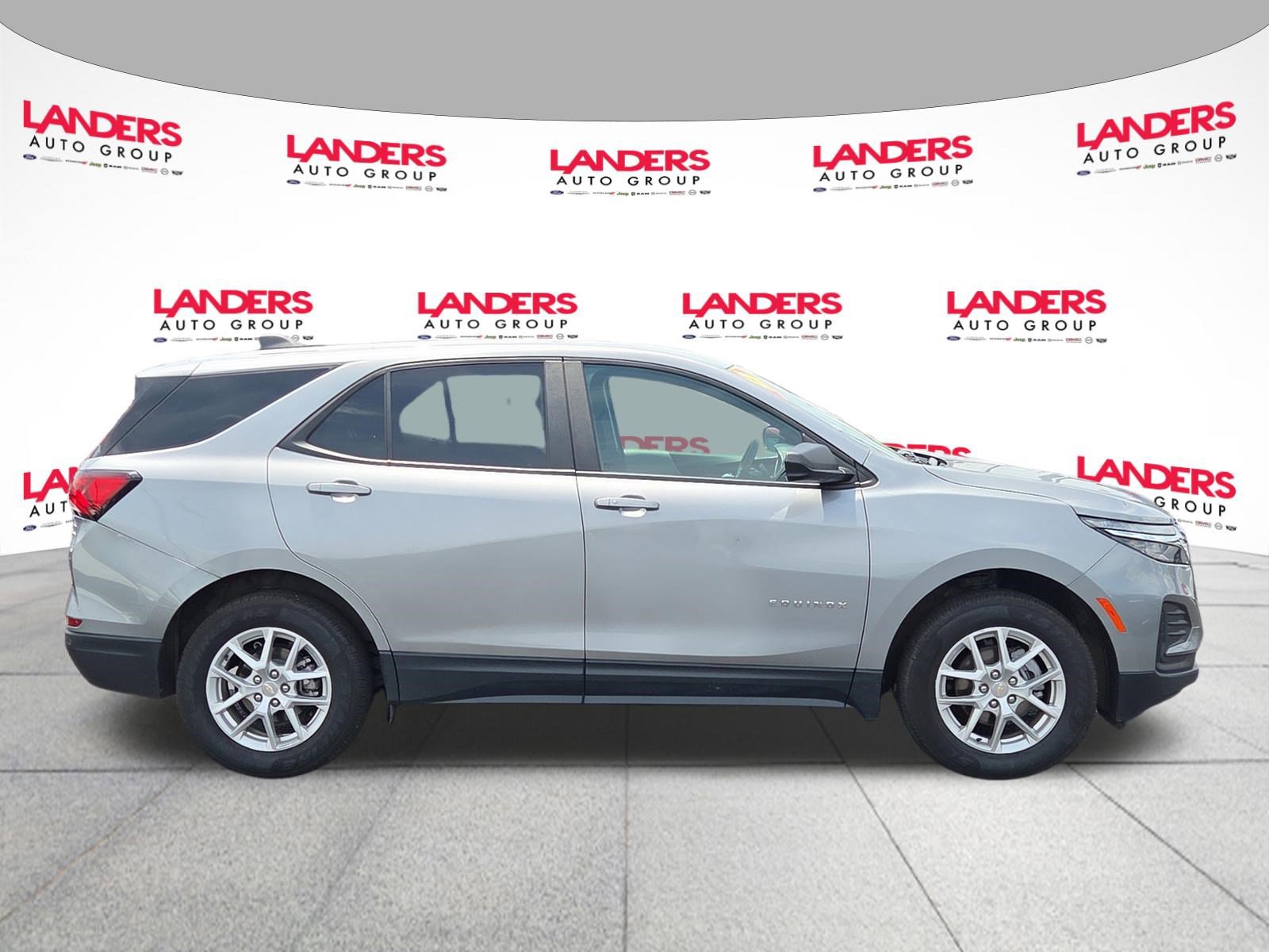 Used 2023 Chevrolet Equinox LS AWD LS w/1FL
