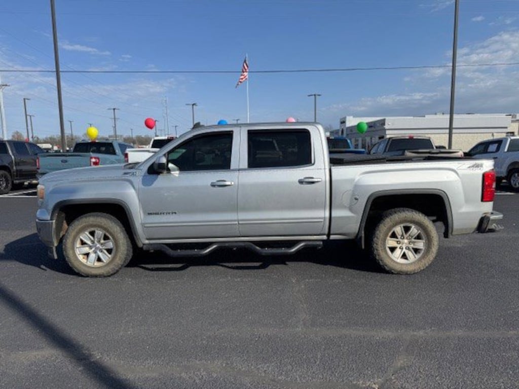 Used 2015 GMC Sierra 1500 SLE 4WD Crew Cab 143.5 SLE