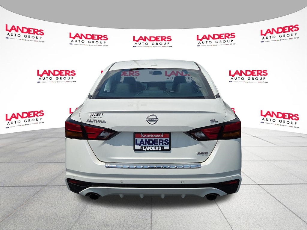 Used 2023 Nissan Altima 2.5 SL Sedan