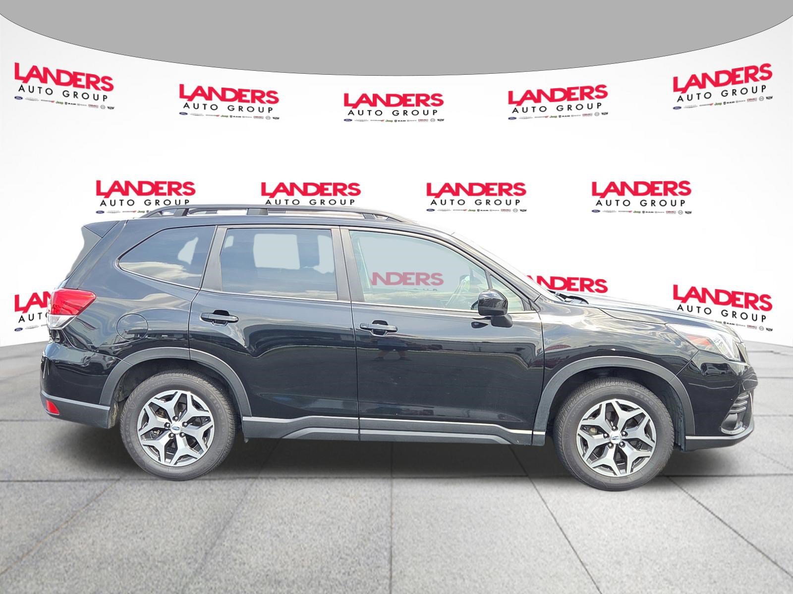 Used 2023 Subaru Forester Premium Premium CVT