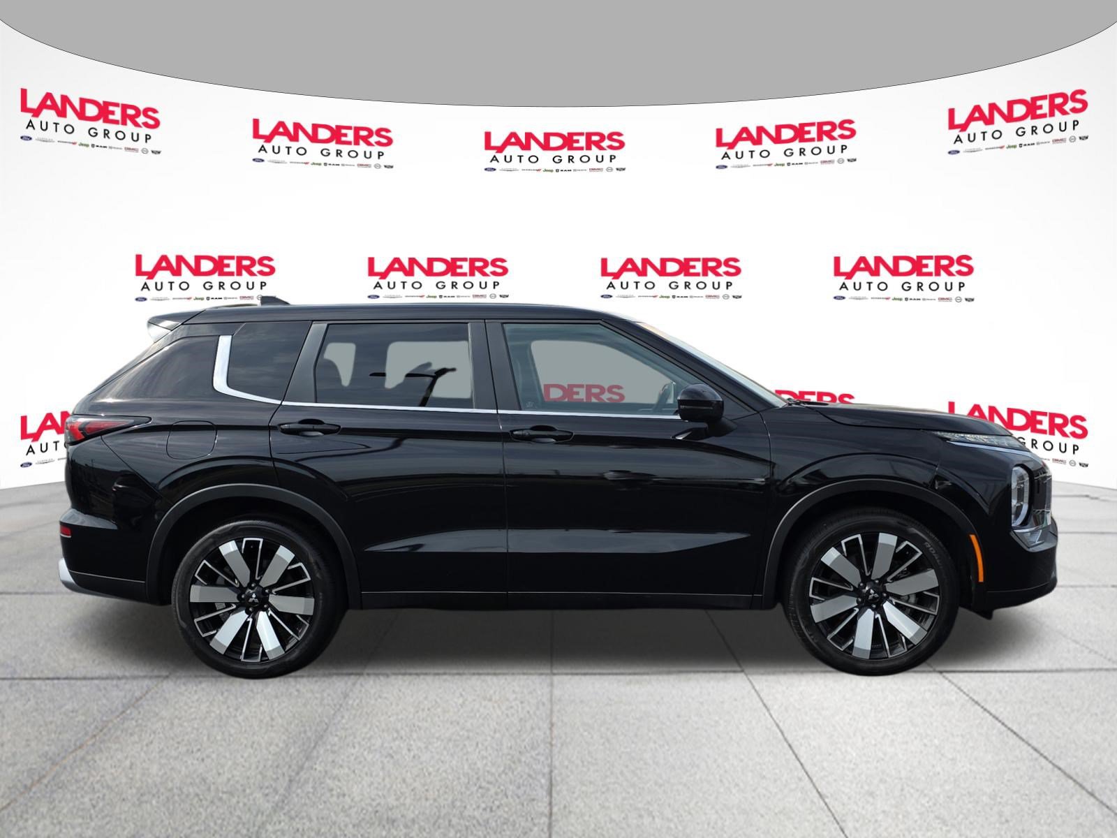 Used 2025 Mitsubishi Outlander SE SE S-AWC