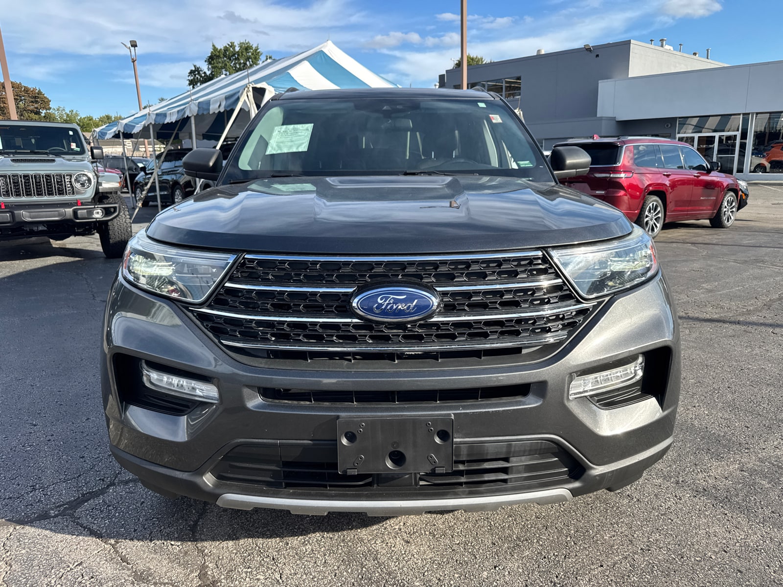 Used 2020 Ford Explorer XLT with VIN 1FMSK8DH5LGC43232 for sale in Kansas City