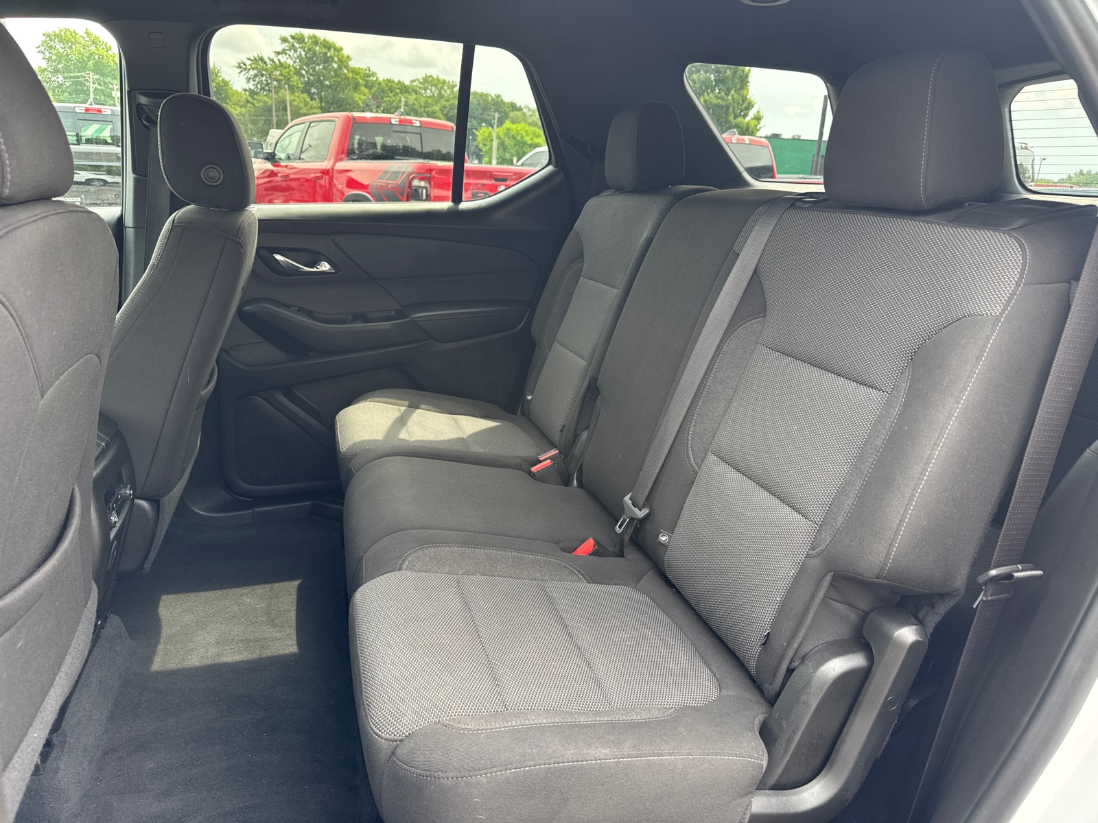 2023 Chevrolet Traverse 1LT - Photo 7