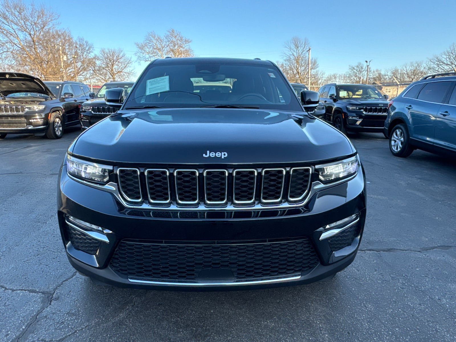 Used 2024 Jeep Grand Cherokee Limited with VIN 1C4RJGBG4RC109547 for sale in Kansas City