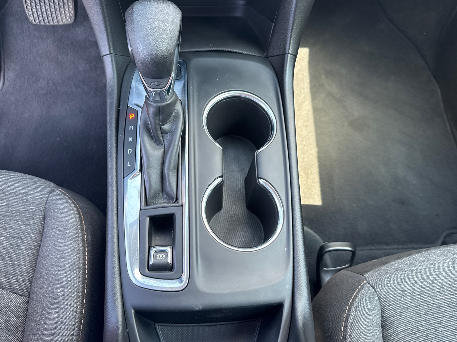 2022 Chevrolet Equinox LT - Photo 13